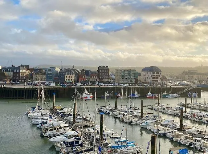 Duchesse De Berry - Vue Sur Port